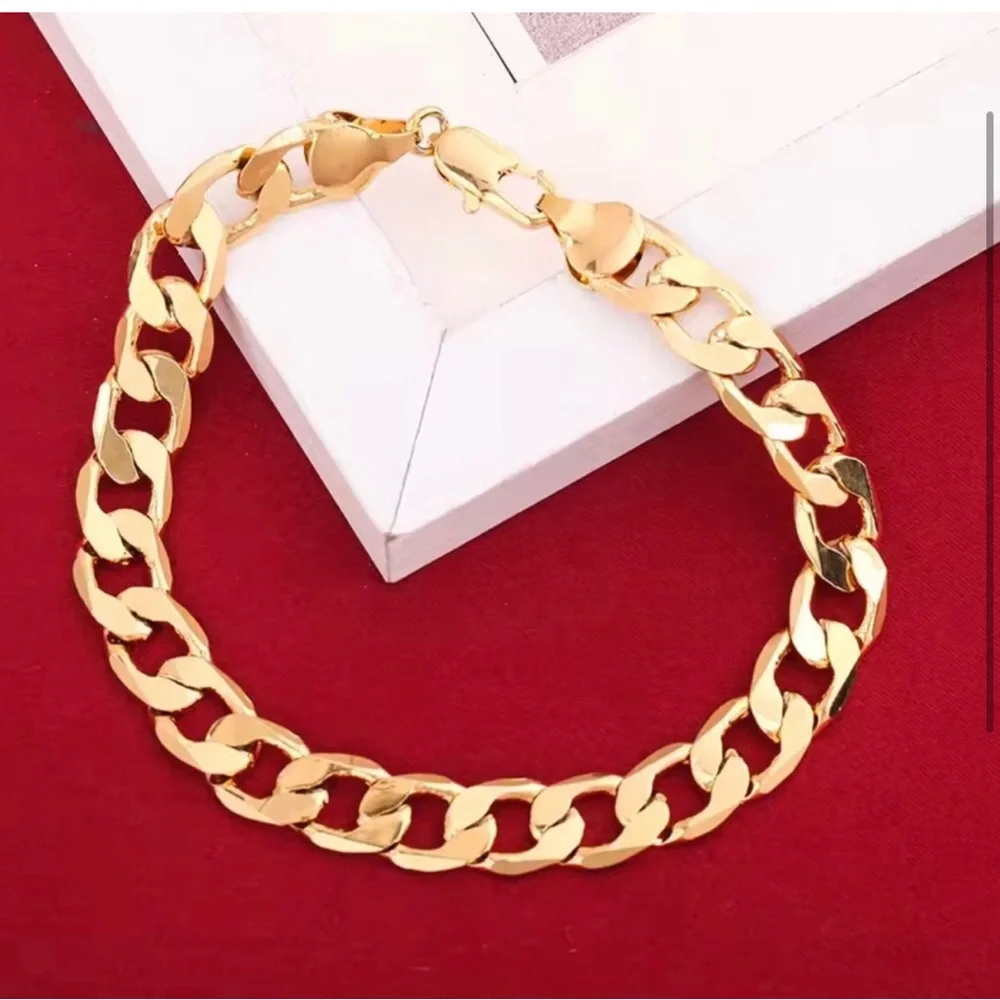 Gold Tone Curb Chain Necklace & Bracelet Set